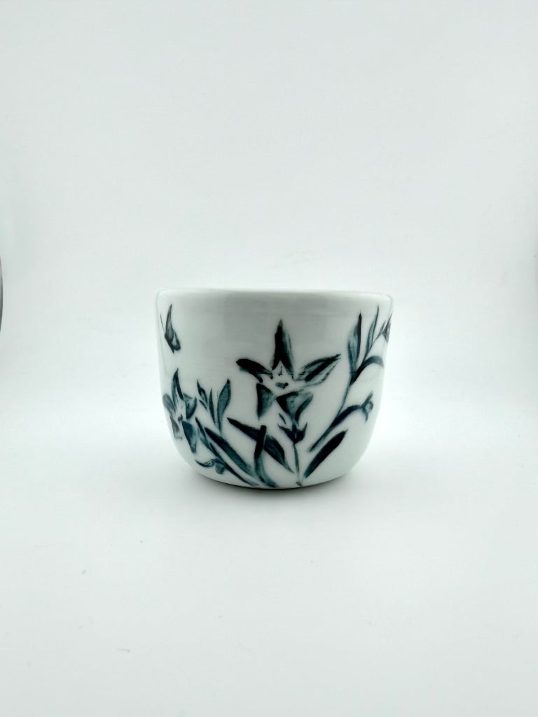 Sumi-Style Flutter Cup Set