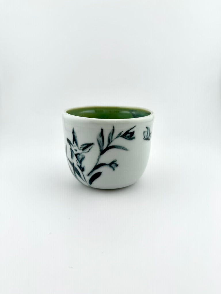 Sumi-Style Flutter Cup Set