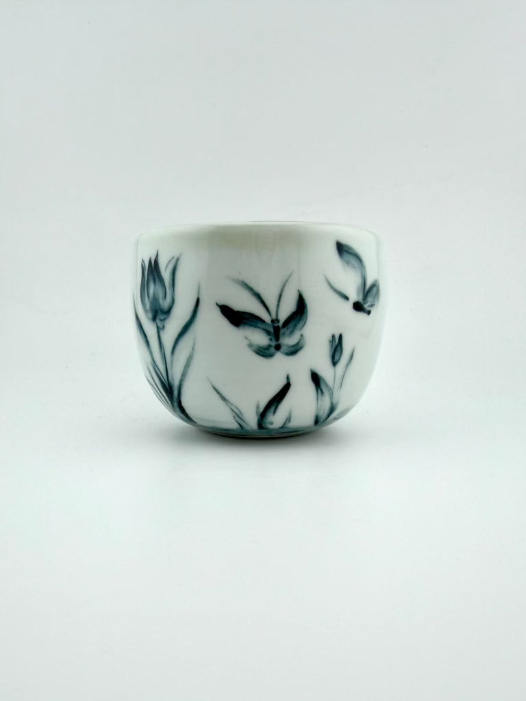 Sumi-Style Flutter Cup Set